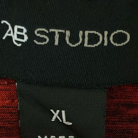 AB Studio Sleeveless Blouse Draped Neckline Crocheted Detail Womens Size XL - Picture 5 of 5